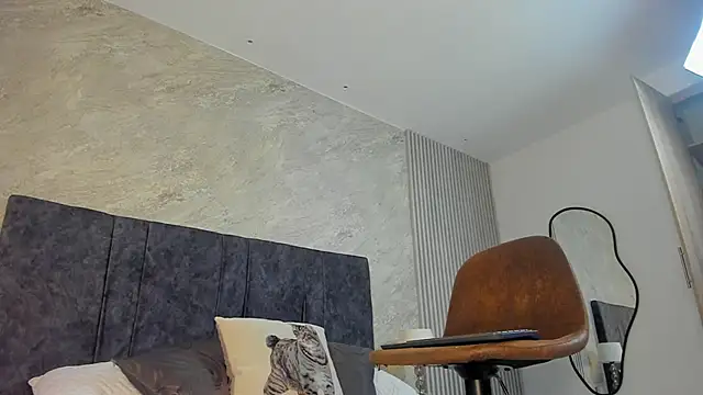 lola  sweetx online show from October 15, 2025, 12:05 pm