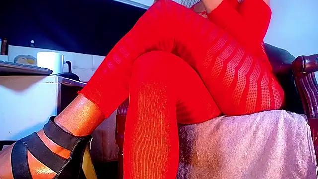 Snapshot of bellatrixx_69 chatting on September 26, 2025, 11:36 am bellatrixx 69 online show from September 26, 2025, 11:36 am