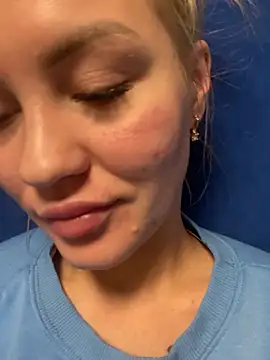 DreamGirl-777 online show from December 23, 2024, 8:25 pm