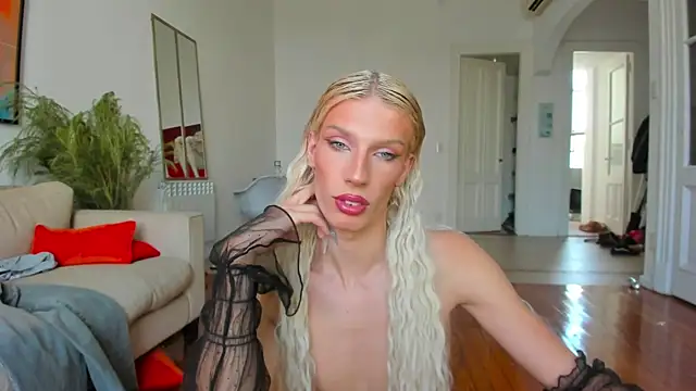 Snapshot of AliceSnowCatt chatting on February 9, 2025, 5:22 pm AliceSnowCatt online show from February 9, 2025, 5:22 pm