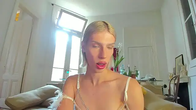 Snapshot of AliceSnowCatt chatting on January 8, 2026, 3:03 pm AliceSnowCatt online show from January 8, 2026, 3:03 pm