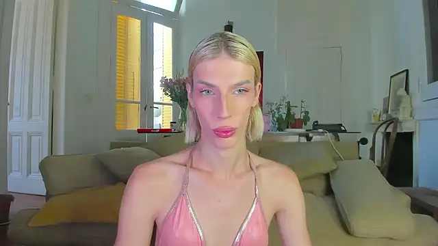 Snapshot of AliceSnowCatt chatting on January 18, 2026, 2:54 pm AliceSnowCatt online show from January 18, 2026, 2:54 pm