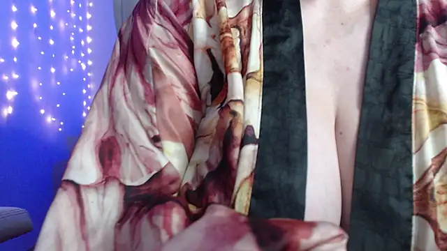 missdaniels online show from February 14, 2025, 2:07 am