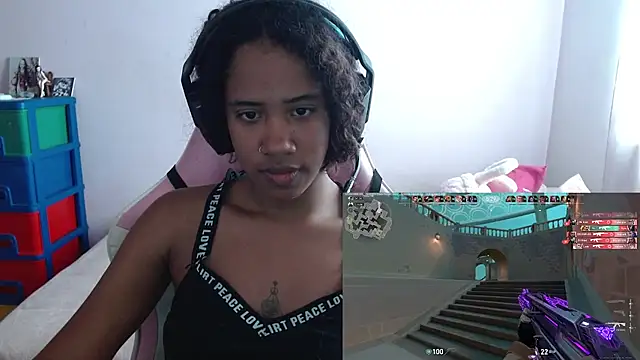 Snapshot of TiffanyRoouse chatting on March 8, 2025, 8:25 pm TiffanyRoouse online show from March 8, 2025, 8:25 pm