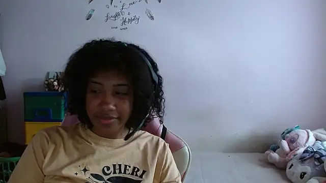 TiffanyRoouse online show from October 19, 2025, 7:25 pm