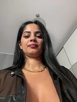 Snapshot of _adelle chatting on October 16, 2025, 12:17 pm adelle online show from October 16, 2025, 12:17 pm