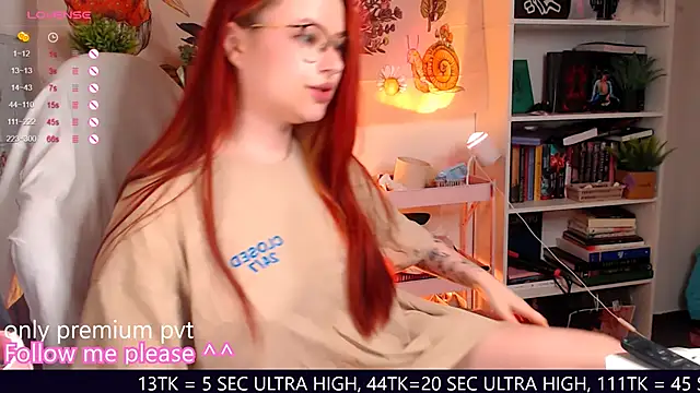 me  hanna online show from November 26, 2025, 10:44 pm