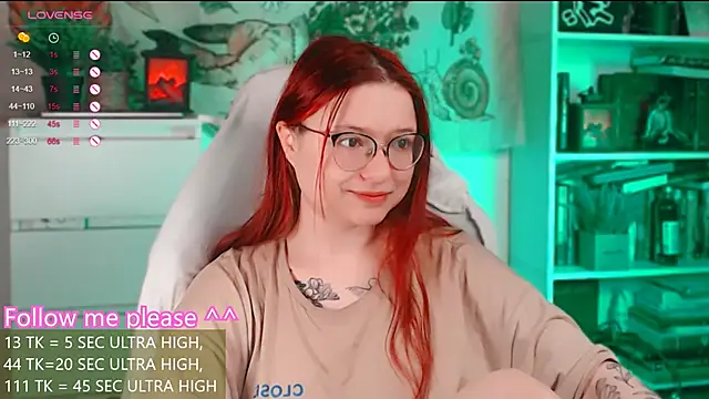 Snapshot of me__hanna chatting on December 22, 2025, 2:08 am me hanna online show from December 22, 2025, 2:08 am