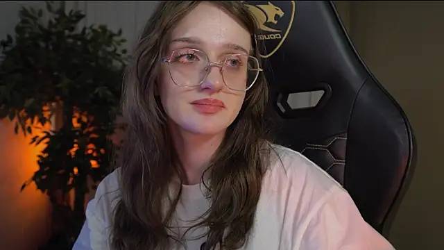 Snapshot of ELLIEJAY chatting on March 10, 2025, 3:01 am ELLIEJAY online show from March 10, 2025, 3:01 am
