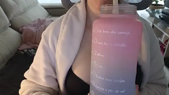 MommyLoveAanal online show from September 16, 2025, 1:34 pm