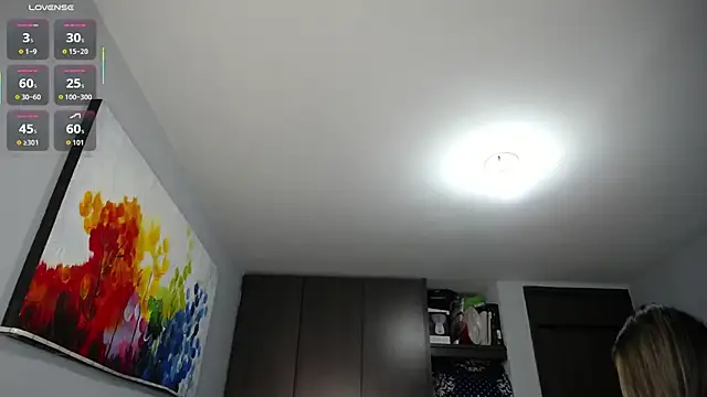 Valentina St online show from November 5, 2025, 9:48 pm