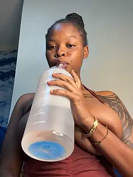 SexxyLunar online show from January 4, 2025, 1:31 pm