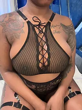 SexxyLunar online show from July 15, 2026, 4:51 am