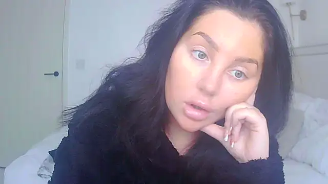 Snapshot of magical_mia chatting on January 10, 2026, 11:56 am magical mia online show from January 10, 2026, 11:56 am