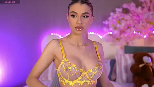 HaileyMadow online show from May 24, 2026, 7:13 am