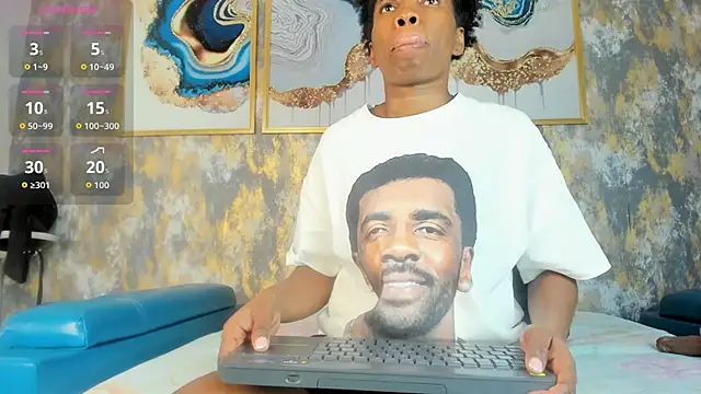 MonicaSchwartz online show from November 20, 2025, 7:57 pm