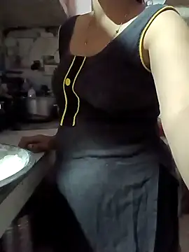 Ankita202 online show from November 14, 2025, 1:43 pm