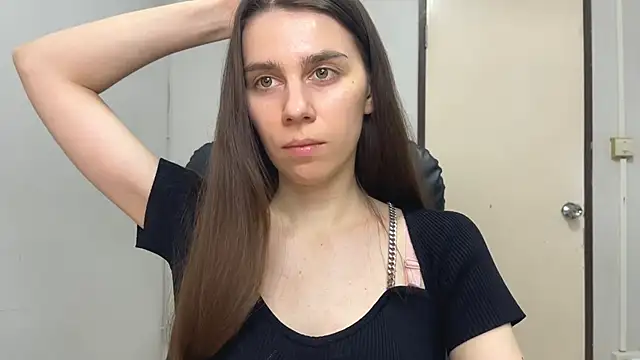 Snapshot of SassyJessi chatting on February 18, 2025, 7:54 am SassyJessi online show from February 18, 2025, 7:54 am