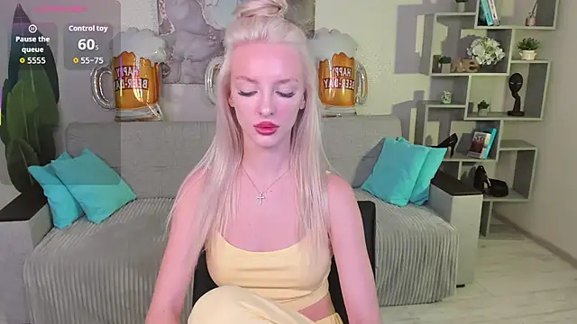 AleksaBlonde online show from September 26, 2025, 11:36 am