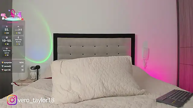 Snapshot of veronica_taylor1 chatting on February 26, 2025, 1:53 am veronica taylor1 online show from February 26, 2025, 1:53 am