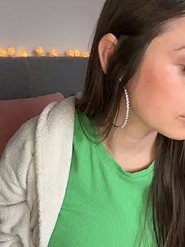 Loella-Rose online show from January 23, 2025, 11:37 am