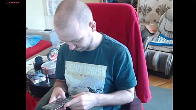 RealManHaveHairy online show from March 8, 2025, 1:14 pm