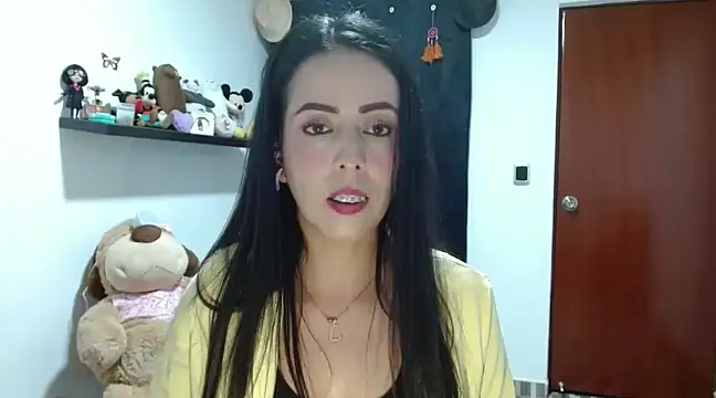 ella peck online show from February 5, 2025, 12:20 am