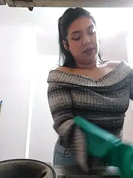 Snapshot of Sophie-hatter chatting on March 21, 2025, 9:12 pm Sophie-hatter online show from March 21, 2025, 9:12 pm