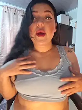 Snapshot of Sophie-hatter chatting on February 10, 2026, 6:23 pm Sophie-hatter online show from February 10, 2026, 6:23 pm