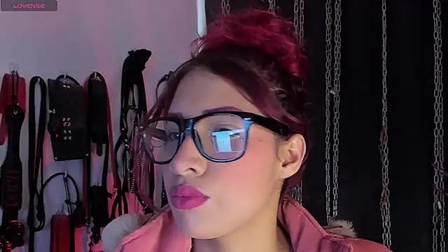 charrlotte quinn online show from July 1, 2026, 10:09 pm