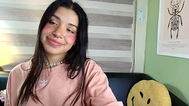 Snapshot of MiaaRose chatting on March 22, 2025, 5:06 am MiaaRose online show from March 22, 2025, 5:06 am