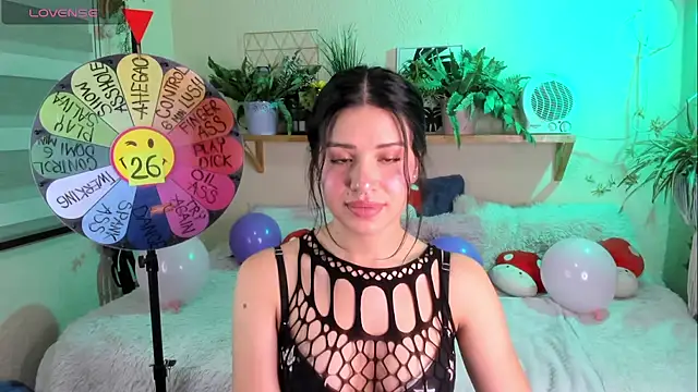 MiaaRose online show from December 2, 2025, 12:16 am