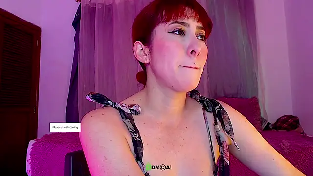 lanaturner  online show from November 23, 2025, 2:55 am