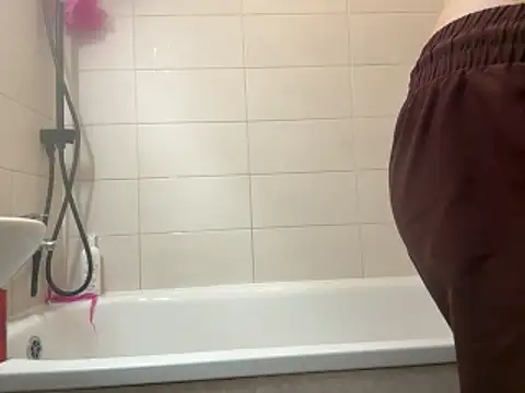 Snapshot of czruz chatting on February 5, 2026, 7:07 pm czruz online show from February 5, 2026, 7:07 pm