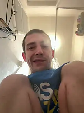 Snapshot of czruz chatting on February 22, 2026, 1:07 am czruz online show from February 22, 2026, 1:07 am