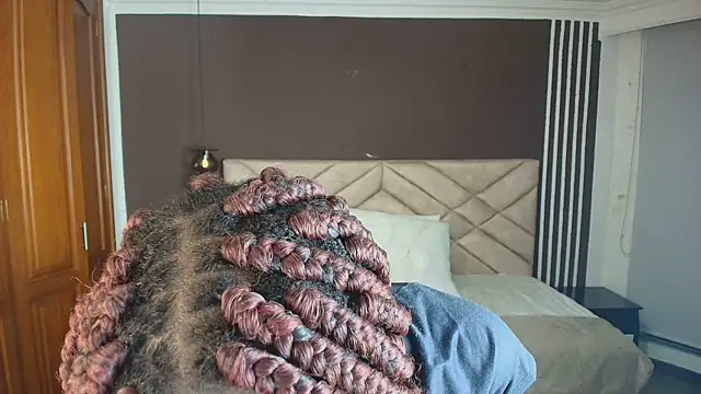 Raquel jones online show from February 9, 2025, 11:25 am