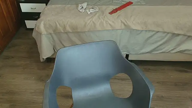 Raquel jones online show from February 16, 2025, 2:32 pm