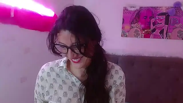 Snapshot of lunazulsj chatting on January 3, 2025, 5:10 pm lunazulsj online show from January 3, 2025, 5:10 pm