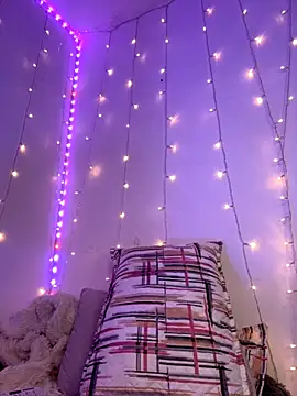 Snapshot of Grecia_21 chatting on November 22, 2025, 3:44 pm Grecia 21 online show from November 22, 2025, 3:44 pm