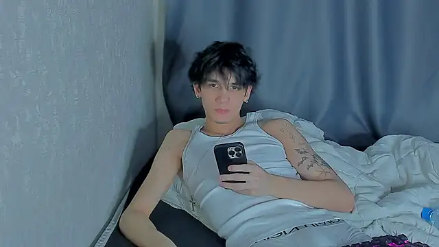 Snapshot of MarkBrowniii chatting on November 13, 2025, 10:52 pm MarkBrowniii online show from November 13, 2025, 10:52 pm