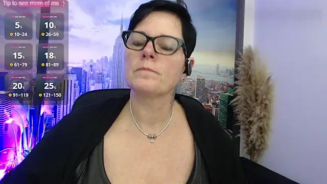 ninarandmann online show from January 11, 2025, 7:27 pm