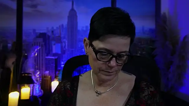 ninarandmann online show from December 16, 2025, 6:13 pm