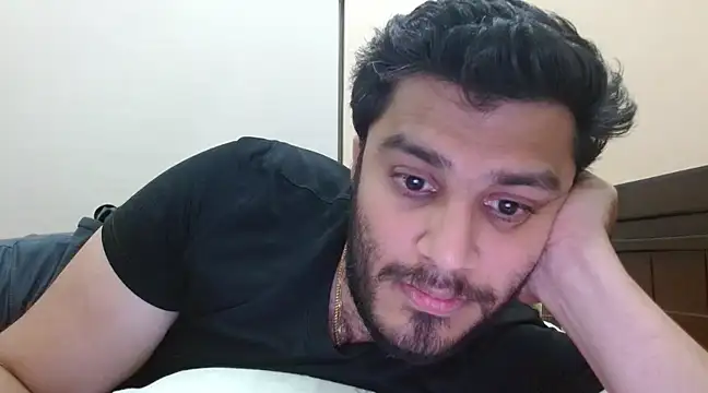 Snapshot of robintoit chatting on February 19, 2025, 7:38 pm robintoit online show from February 19, 2025, 7:38 pm