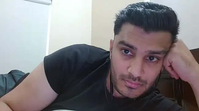 Snapshot of robintoit chatting on March 6, 2025, 5:46 am robintoit online show from March 6, 2025, 5:46 am