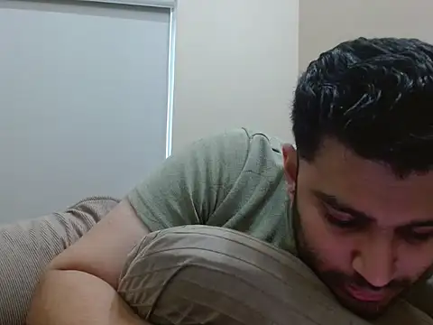 Snapshot of robintoit chatting on October 14, 2025, 5:30 am robintoit online show from October 14, 2025, 5:30 am