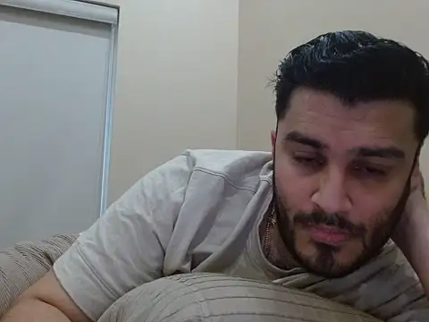 Snapshot of robintoit chatting on October 24, 2025, 8:22 am robintoit online show from October 24, 2025, 8:22 am