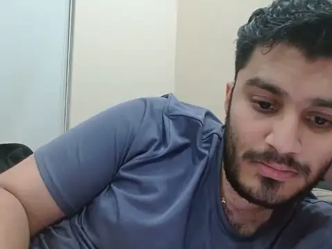 Snapshot of robintoit chatting on October 30, 2025, 3:57 pm robintoit online show from October 30, 2025, 3:57 pm