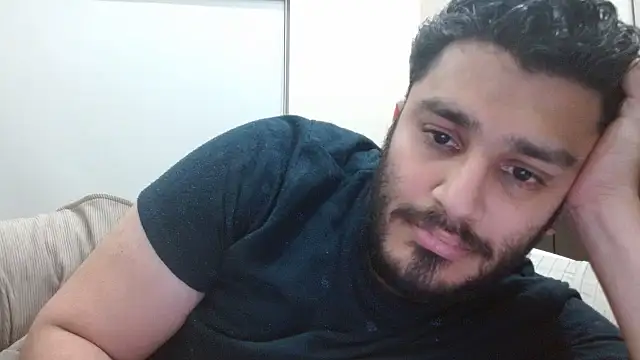 Snapshot of robintoit chatting on November 12, 2025, 5:24 pm robintoit online show from November 12, 2025, 5:24 pm