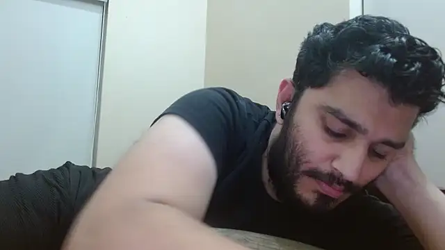 Snapshot of robintoit chatting on November 17, 2025, 2:45 pm robintoit online show from November 17, 2025, 2:45 pm