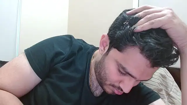 Snapshot of robintoit chatting on November 26, 2025, 6:14 am robintoit online show from November 26, 2025, 6:14 am